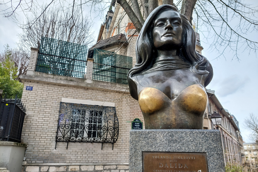 The amazing bust of Dalida in Montmartre Paris