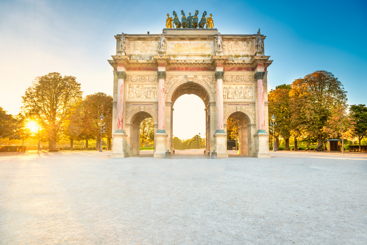 Arc de Triomphe du Carrousel Paris Tuileries Garden Louvre District Guided tour Tickets visit local guide
