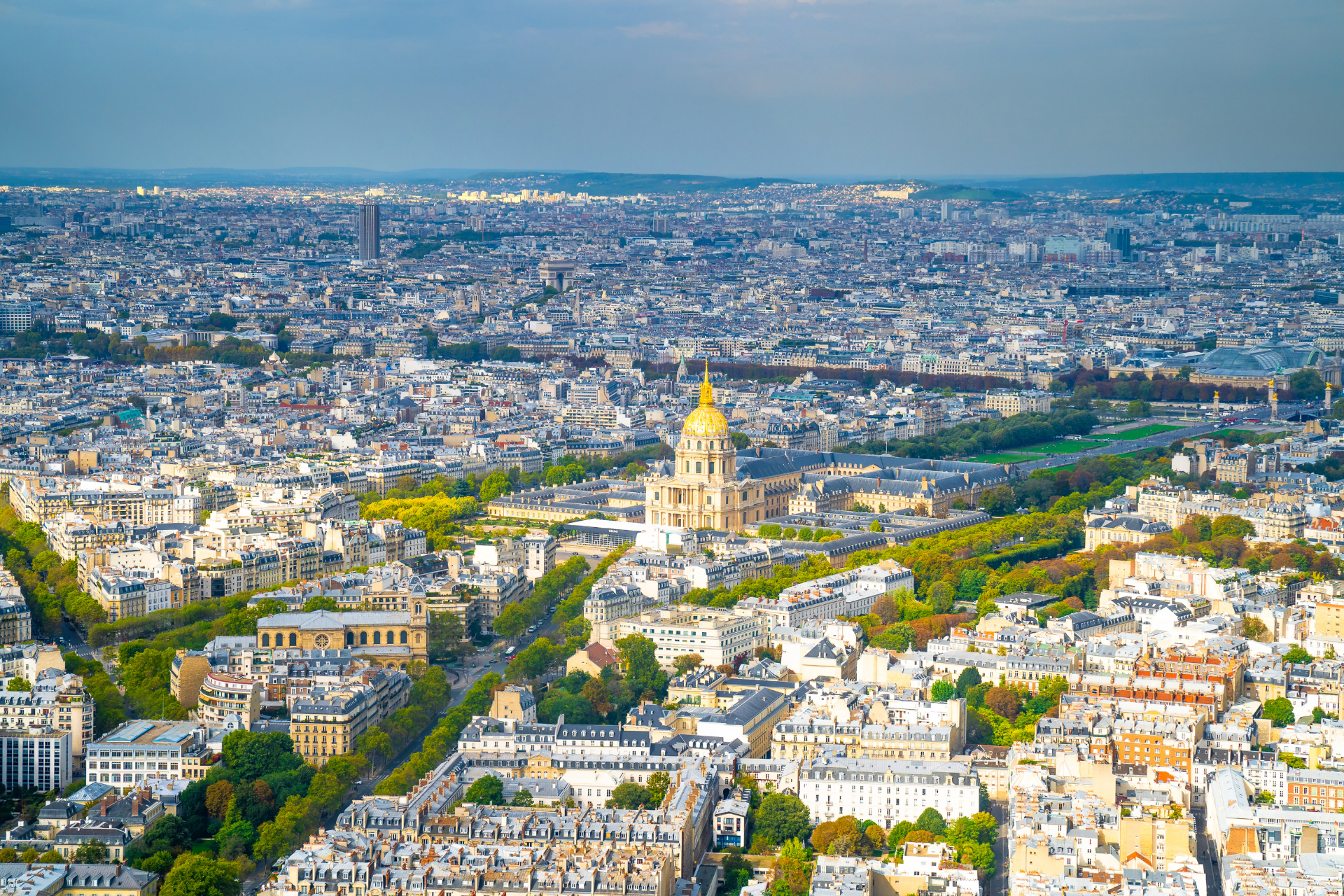 Invalides drone footage dome entry tickets Paris army museum Napoleon Bonaparte Tomb 